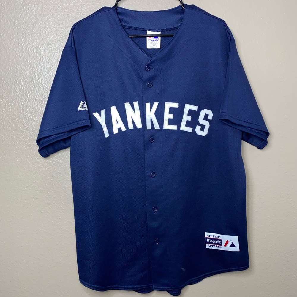 Vintage New York Yankees Majestic Baseball Jersey Men’s Size Large Navy Blue